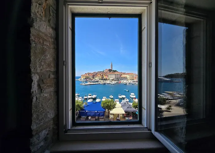 Mar With Sea View Daire Rovinj