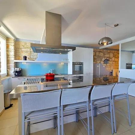 Mar With Sea View شقة